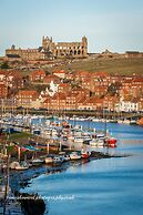 Hotel Bagdale Hall & Annex, Whitby, United Kingdom - Lowest Rate ...