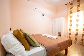 B&B Colorful Suite Yard