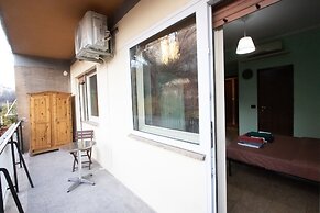 B&B Colorful Suite Yard