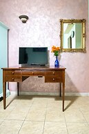 B&B Colorful Suite Yard