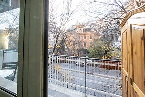 B&B Colorful Suite Yard