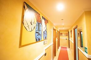 B&B Colorful Suite Yard