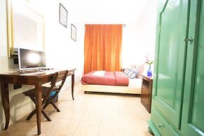 B&B Colorful Suite Yard