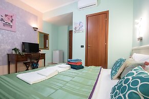 B&B Colorful Suite Yard