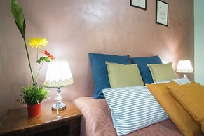 B&B Colorful Suite Yard