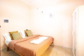 B&B Colorful Suite Yard