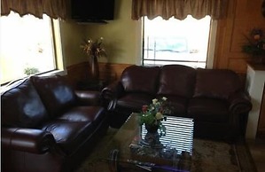 Downtowner Inn and Suites Hobby