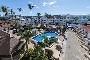 Costa Alegre Hotel & Suites