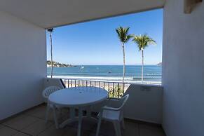 Costa Alegre Hotel & Suites