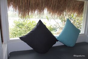 Al Faro Cosmio Hotel