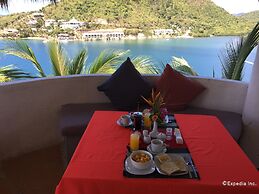 Al Faro Cosmio Hotel