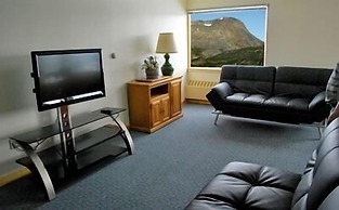 Glacier View Condo Suites