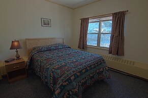 Glacier View Condo Suites