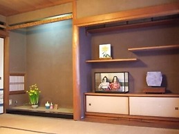 Peace House Showa - Hostel