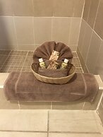 Tropical Paradise Hotel