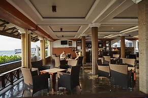Coral Sands Hotel
