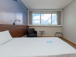 Ibis Styles Belém Hangar