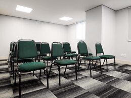 Ibis Styles Belém Hangar