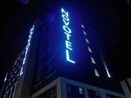 Novotel London Brentford