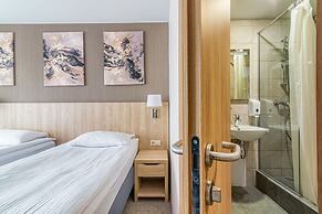 Amaks Omsk Hotel