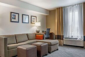 Comfort Suites Redding - Shasta Lake