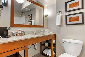 Comfort Suites Redding - Shasta Lake