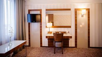 Hotel Lord Warsaw Airport