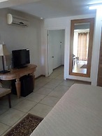 Paradise Beach Hotel