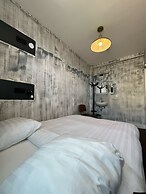 Amigo Hotel - Hostel