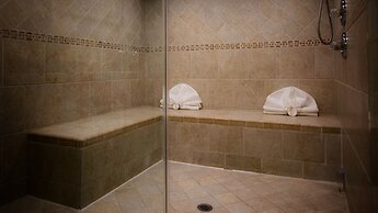 Sybaris Pool Suites Indianapolis
