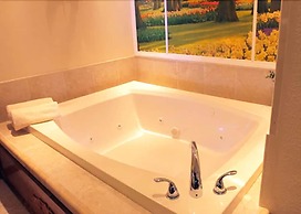 Sybaris Pool Suites Indianapolis