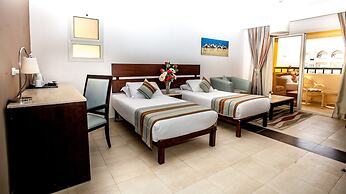 El Karma Aqua Beach Resort