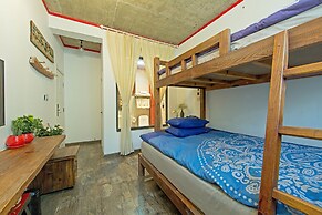 China Old Story Inns Dali Ancient Town