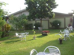 Wadoma Royale Hotel