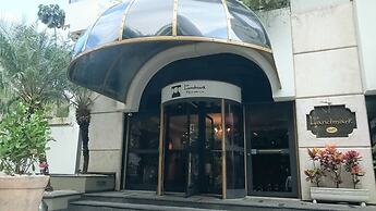 The Landmark Residence - Oficial