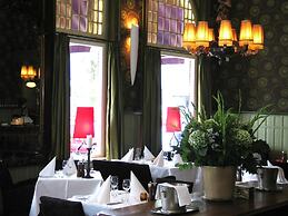 Augusta Hotel & Restaurant