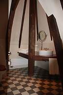 Augusta Hotel & Restaurant