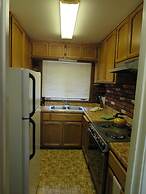 Bridge Bay Lodge at Shasta Lake