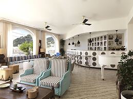 Capri Tiberio Palace