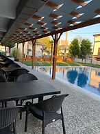 Akcay Zeytin Otel