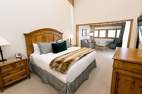 Bald Eagle Three Bedroom Suite in the Heart of Park City 3 Condo by Re