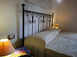 la corte degli ulivi