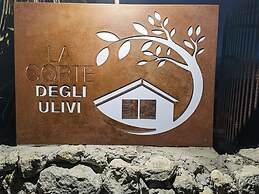 la corte degli ulivi