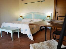 la corte degli ulivi