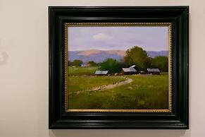 Sterling One Bedroom Suite in Great location with Majestic Mountain Vi