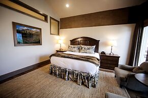 Deer Valley Two Bedroom Loft Suite with Easy Access to all Park City h