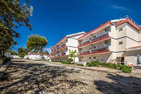 HOTEL COLMEIA MONTE REAL