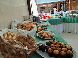 HOTEL COLMEIA MONTE REAL