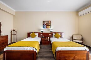 HOTEL COLMEIA MONTE REAL