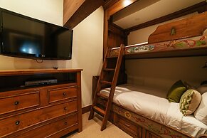 Flagstaff Three Bedroom Suite with Majestic Mountain Views 3 Condo by 